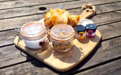 breakfast hamper